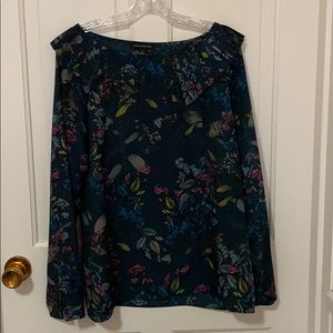 Banana Republic blouse floral with pleated trim L